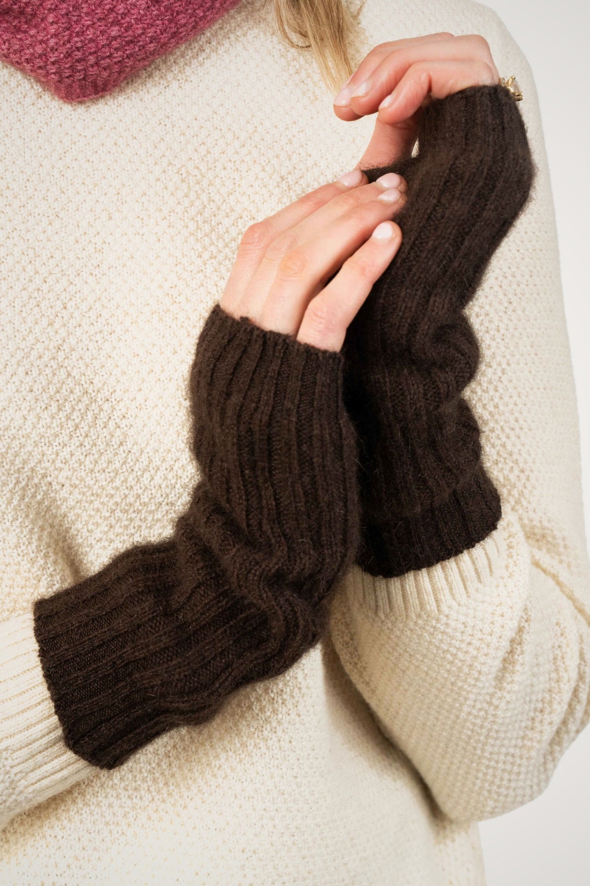 Ribbed Possum Merino Glovelets in Chocolate by Koru